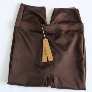 SKIMS Barely There Shapewear Cropped legging S